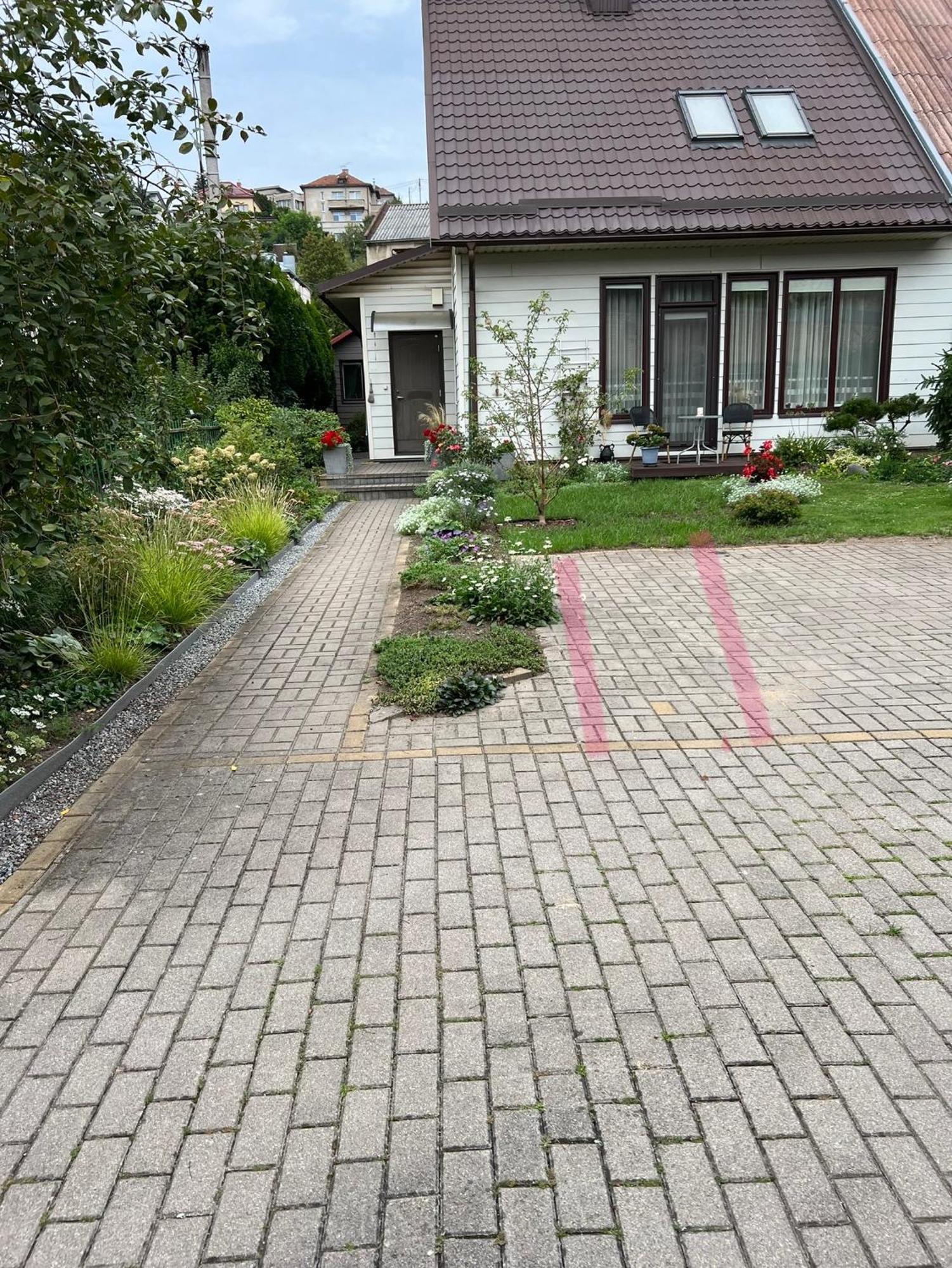 Center Studio Hause Каунас Екстериор снимка